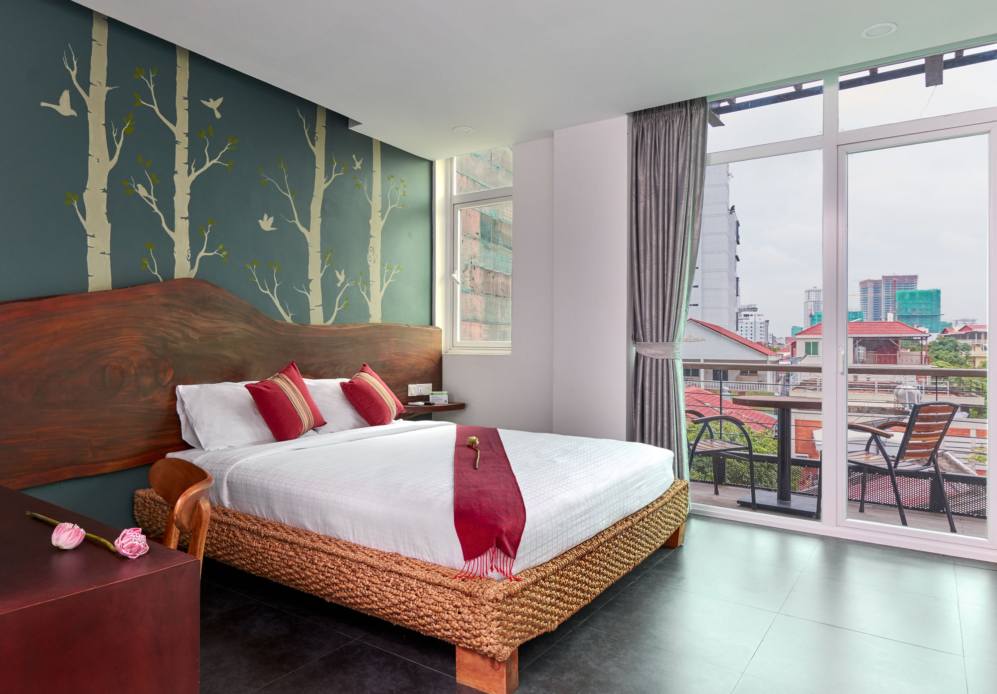 Monsoon Bassac Hotel Phnom-Penh Buitenkant foto